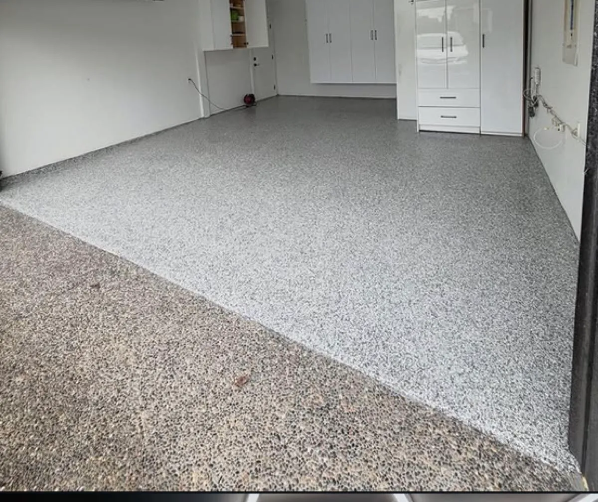 Finished flake epoxy garage floor